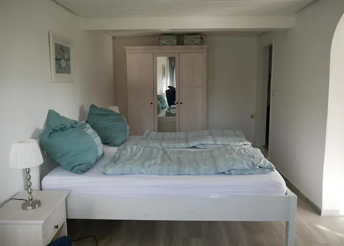 Unter Reet * Risum-Lindholm